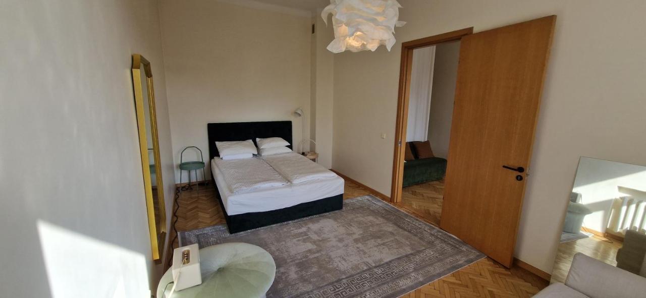 Tyzen39&38 Luxury Apartment VNO Exterior foto